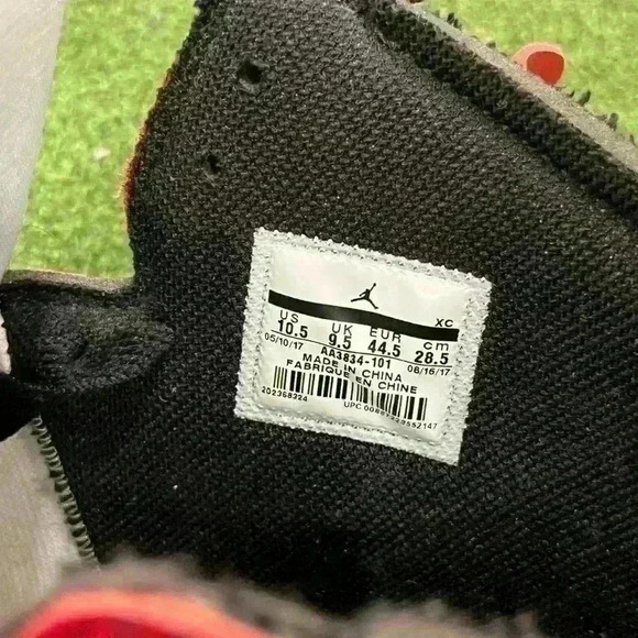 Nike Off-White Red Chicago Jordan 1 Hightop Sneakers Size 10.5 - Picture 8 of 11